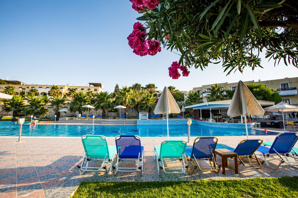 Langley Resort Almirida Bay Zewnętrze zdjęcie